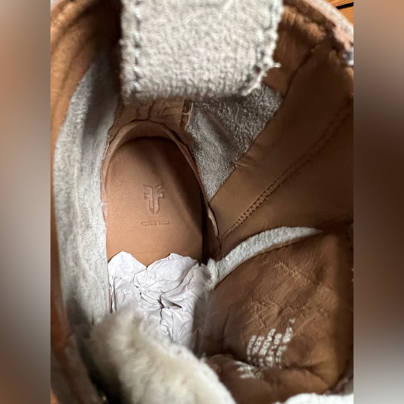 NIB Frye Ella Hiker Boot Cement 7.5 - Picture 9 of 12